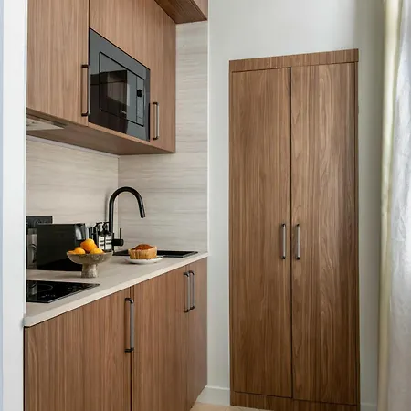 Luxury 2p - Monceau 8th