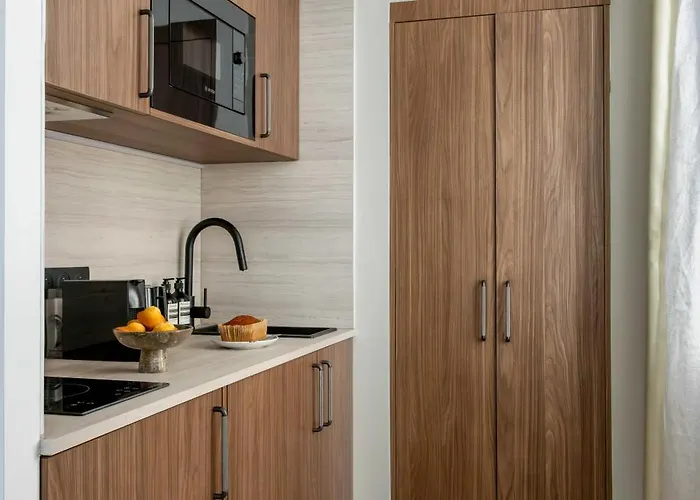 Luxury 2p - Monceau 8th