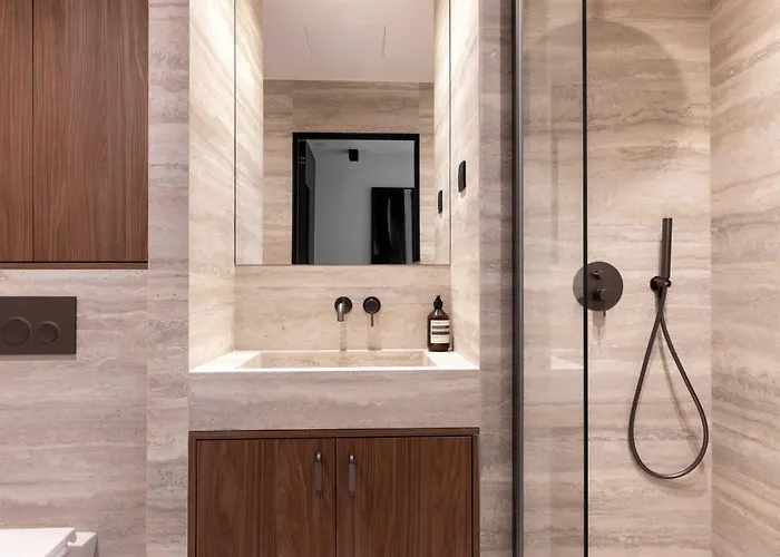 Luxury 2p - Monceau 8th